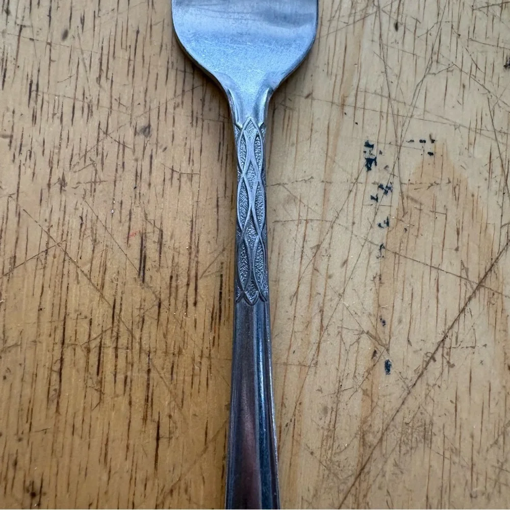 Ekco Eterna Carolyn‎ Stainless Steel Lattice Dinnerware Flatware Single Fork
